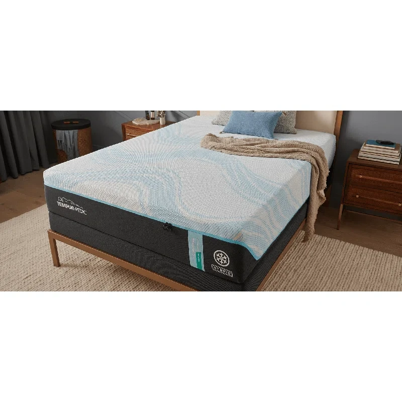 Tempur-Pedic Luxbreeze 2.0 Medium Hybrid,California King