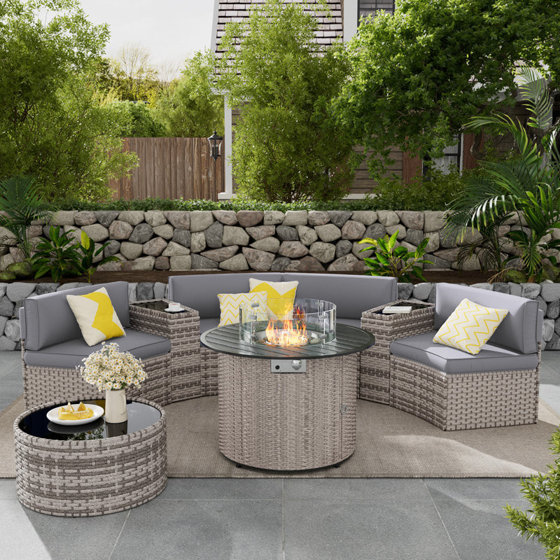 Curved Outdoor Sofa Set - Stylish Wicker with Storage Table for Cozy Comfort