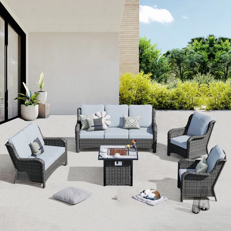 Ules 5 - Person Seating Group with Cushions