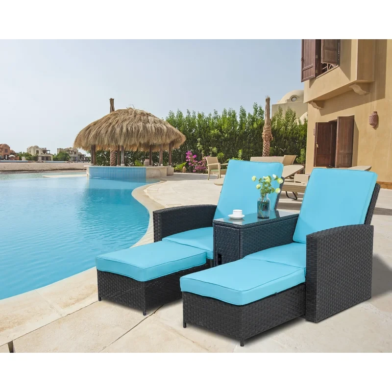 5 Piece Outdoor patio wicker conversation set with Cushions