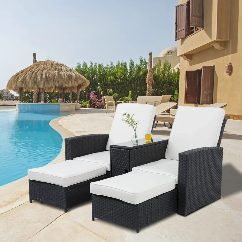 5 Piece Outdoor patio wicker conversation set with Cushions