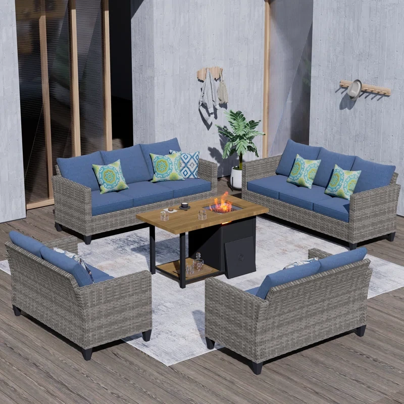 Bruinekool 10 - Person Outdoor Seating Group with Cushions