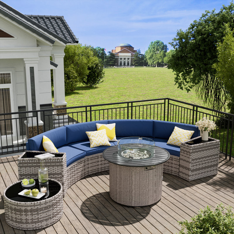 Curved Outdoor Sofa Set - Stylish Wicker with Storage Table for Cozy Comfort