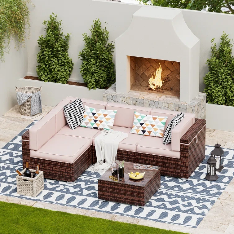 4 - Person Outdoor Seating Group with Cushions