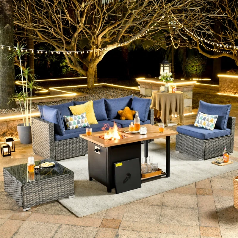 4 - Person Outdoor Seating Group with Cushions