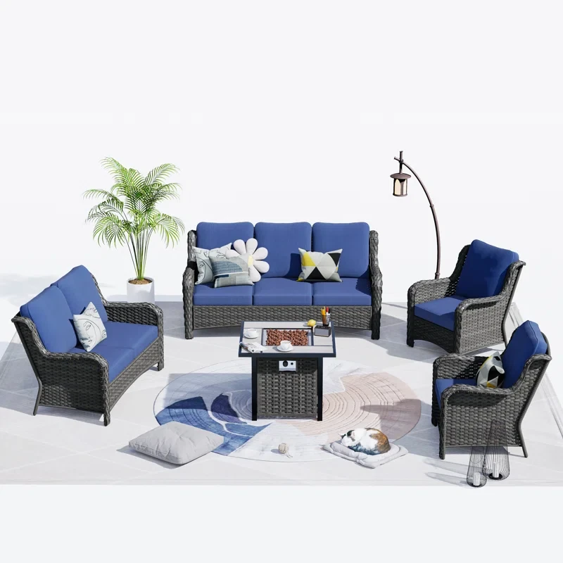 Ules 5 - Person Seating Group with Cushions