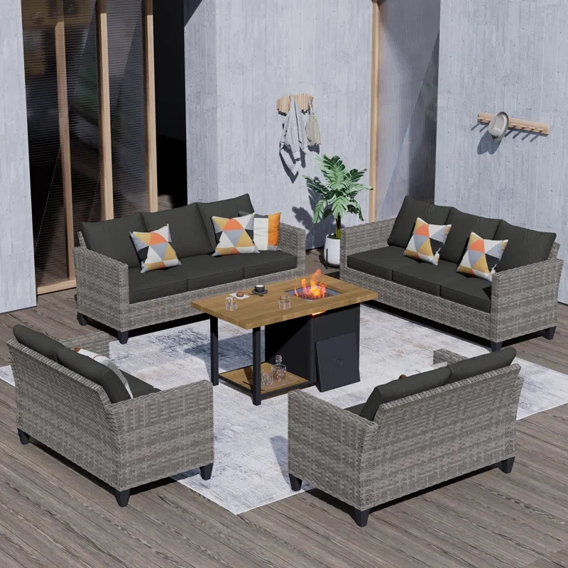 Bruinekool 10 - Person Outdoor Seating Group with Cushions